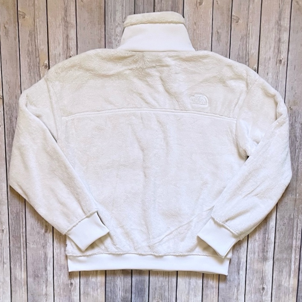 The North Face Women’s Luxe Osito Full Zip Jacket - Picture 6 of 11